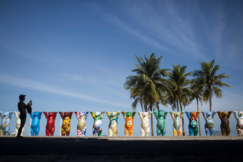 Illustration for article titled United Nations Of Bears Is Undeniably Creepy